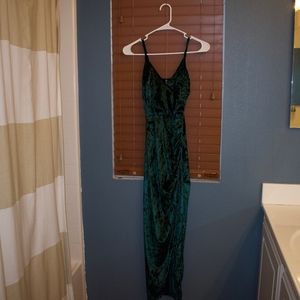 Missguided Velvet Prom Dress/Gown